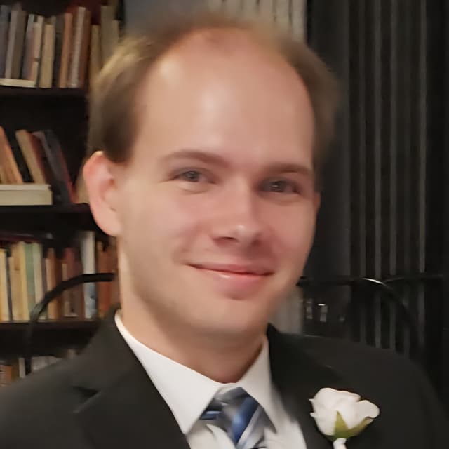 A headshot photo of Jacob Clark